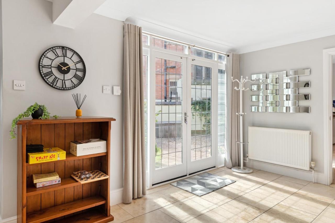 Beautiful Secluded 2 Bedroom Coach House Ferienhaus