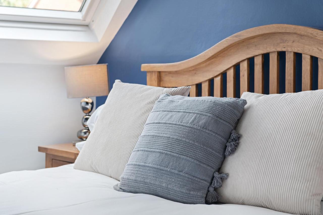 Beautiful Secluded 2 Bedroom Coach House Ferienhaus *
