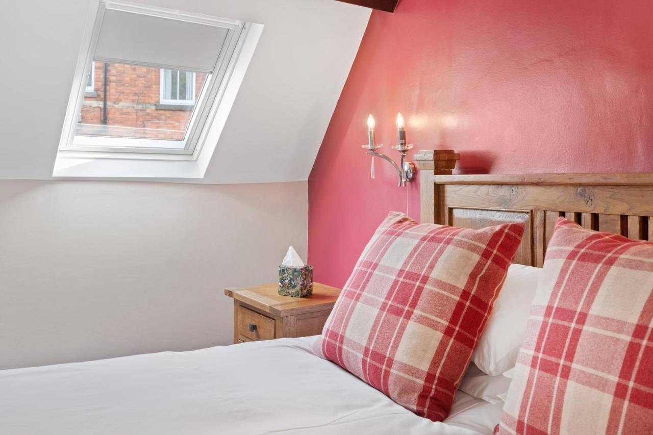 Beautiful Secluded 2 Bedroom Coach House Holiday home Nottingham